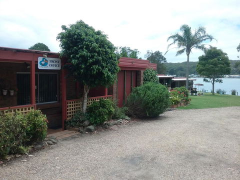 Lake Edge Apartments - Events Australia 1