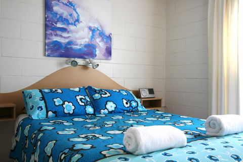 Lake Edge Apartments - Events Australia 5