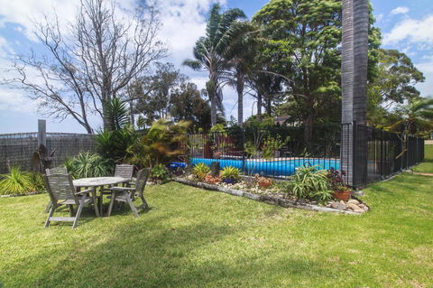 Lake Edge Apartments - Events Australia 2