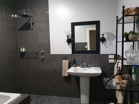 Amy\'s House Bed & Breakfast - Events Australia 4