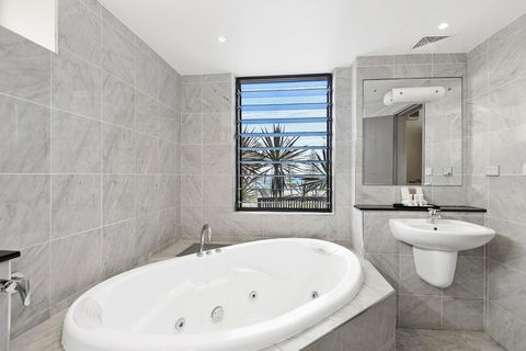 Ibis Styles Port Macquarie - Events Australia 21