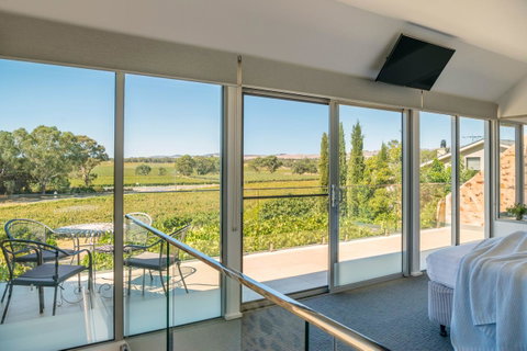 Barossa Shiraz Estate - Tourism Bookings 26