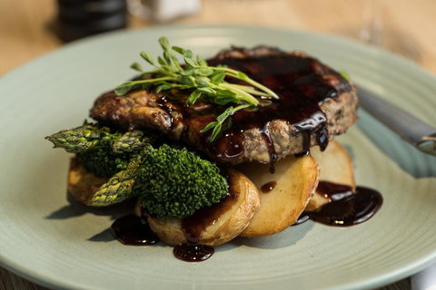 Rydges Pit Lane - Events Australia 16