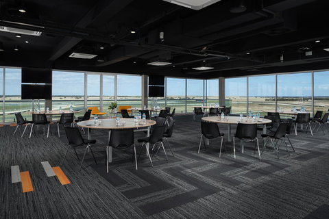 Rydges Pit Lane - Events Australia 5