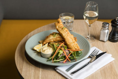 Rydges Pit Lane - Events Australia 8