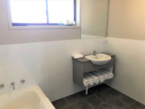Bathurst Motor Inn - Events Australia 15