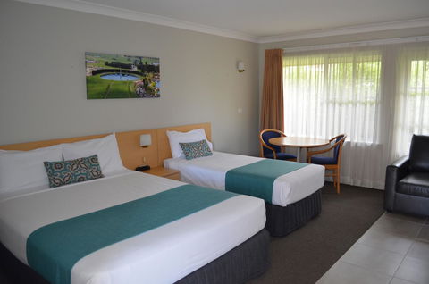 Bathurst Motor Inn - Events Australia 18