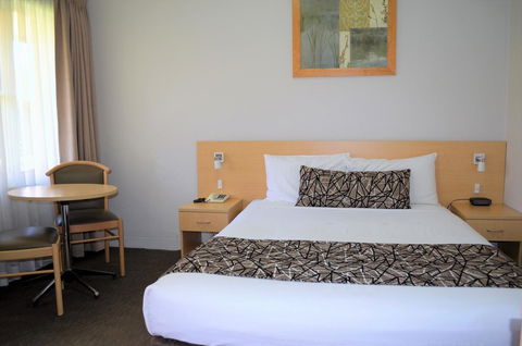 Bathurst Motor Inn - Events Australia 26