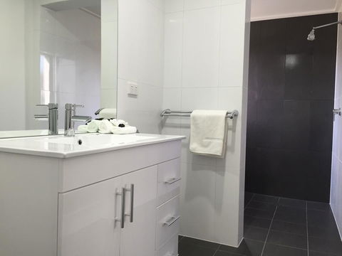 Hilton Beachfront Motel - Tourism Bookings 37