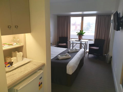 Nightcap At Hotel Victor - Events Australia 6