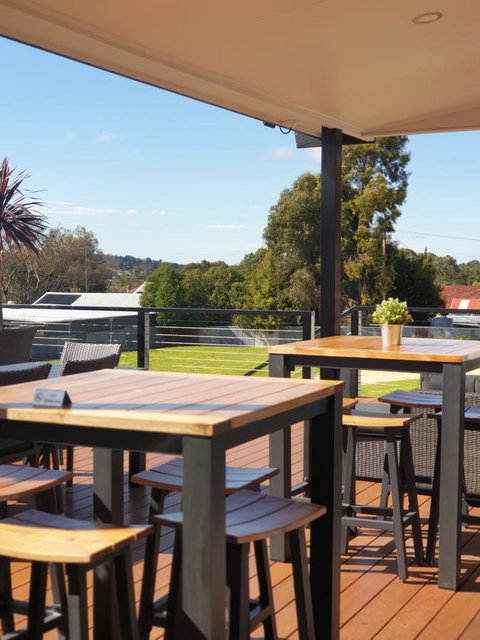 The Avenue Inn - Events Australia 1