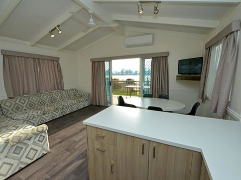 Echo Holiday Parks - Waikerie - Events Australia 23