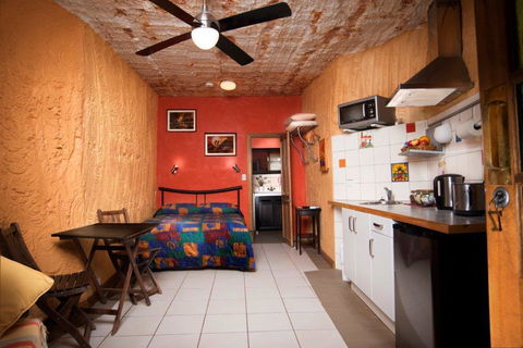 The Underground Motel - Accommodation Europe 19