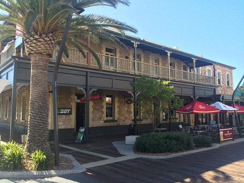 Grosvenor Hotel - Events Australia 13