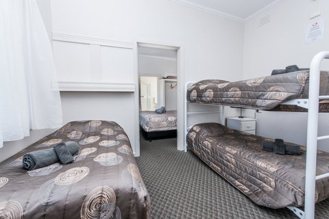 Blue Lake Motel - Events Australia 8