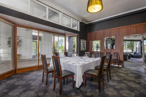 The Commodore - Tourism Bookings 4