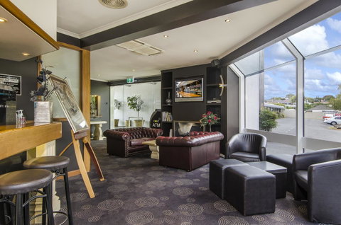 The Commodore - Tourism Bookings 3