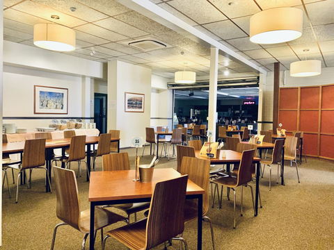 Opal Inn Hotel, Motel, Caravan Park - Events Australia 24