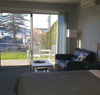 2 Austinmer Studio - Events Australia