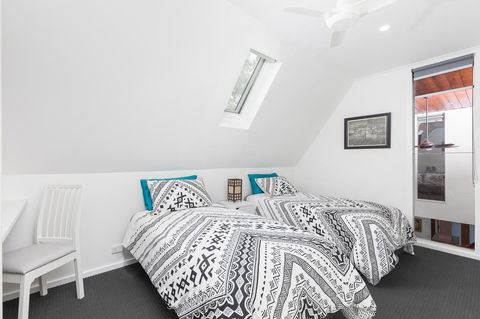 Cloisters Of Kalangadoo - Events Australia 8