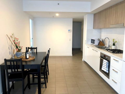 CENTRAL ESCAPE 2 BEDROOM @ ADELAIDE CBD - Events Australia 6