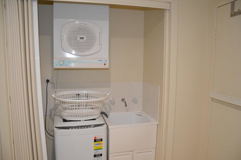 ADELAIDE CENTRAL APARTMENT - 3BR, 2BATH & CARPARK - Events Australia 19