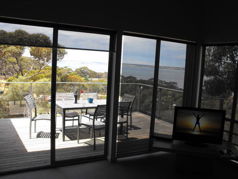 Saar River House - Events Australia 24