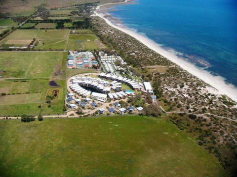 South Shores Trevally Villa 92 - South Shores Normanville - Events Australia 3