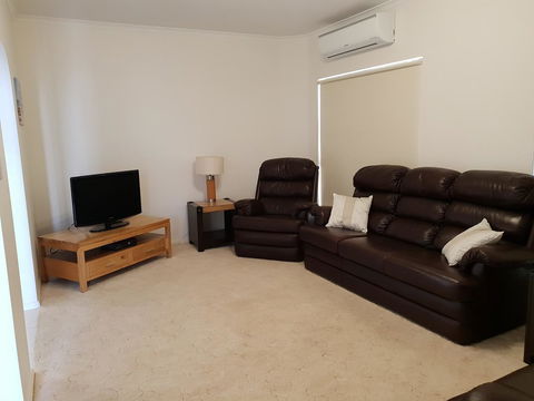 South Shores - Accommodation Europe 9