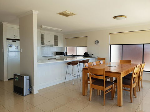 South Shores - Accommodation Europe 8