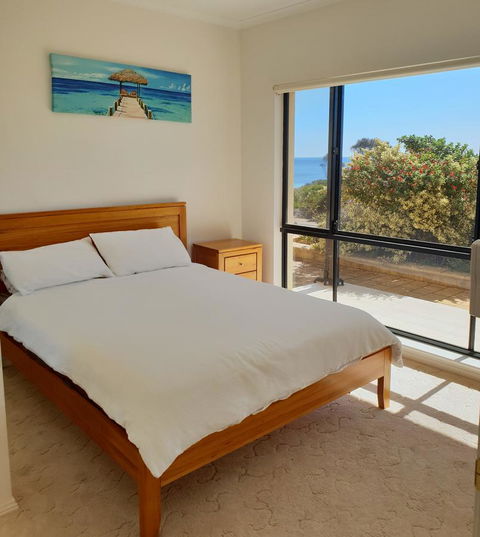 South Shores - Accommodation Europe 4
