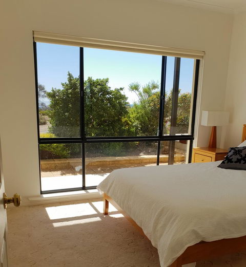 South Shores - Accommodation Europe 5