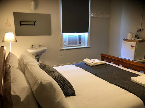 Cornwall Hotel - Accommodation Europe 16
