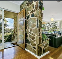 Stunning house with beautiful entertainment area - Events Australia