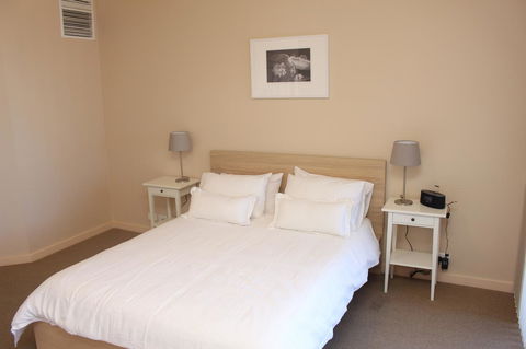 The Lighthouse - Beachfront Accommodation - Accommodation Europe 6