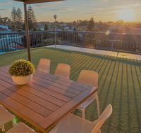 Henley Beach South Amazing Views Huge Private Balcony - Events Australia