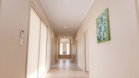 Golfers Paradise (18th Tee) - 52 Huntingdale Drive - Events Australia 11