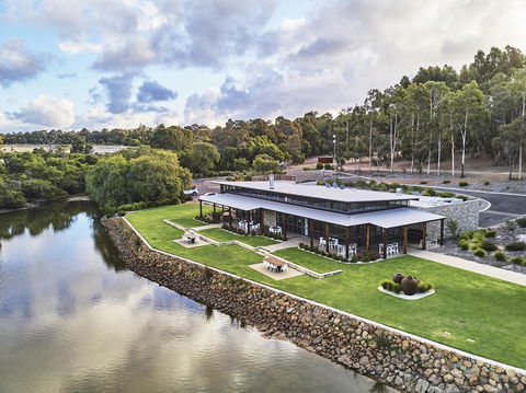 Eight Willows Retreat - Events Australia 28