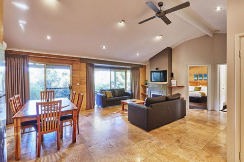 Eight Willows Retreat - Events Australia 1