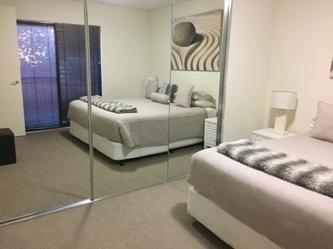 Parklane Apartments - Tourism Bookings 10