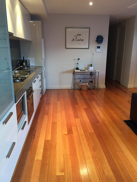 Parklane Apartments - Tourism Bookings 1