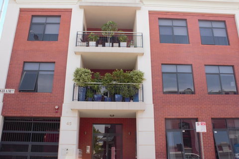 Parklane Apartments - Tourism Bookings 25