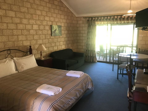 Karri Forest Motel - Tourism Bookings 23