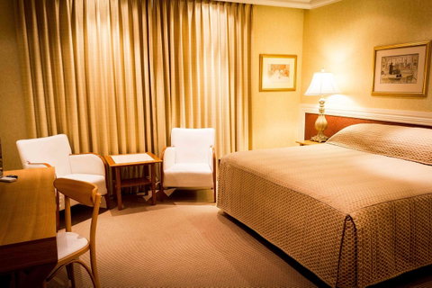 European Hotel - Tourism Bookings 19