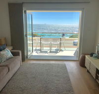 Cottesloe Beachfront Ocean View Apartment - Events Australia
