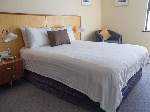 Ocean Beach Hotel - Events Australia 0