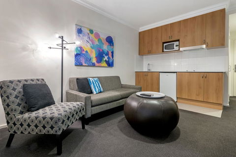 Oaks Perth Hotel - Tourism Bookings 4