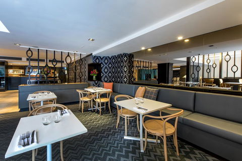 Oaks Perth Hotel - Tourism Bookings 41