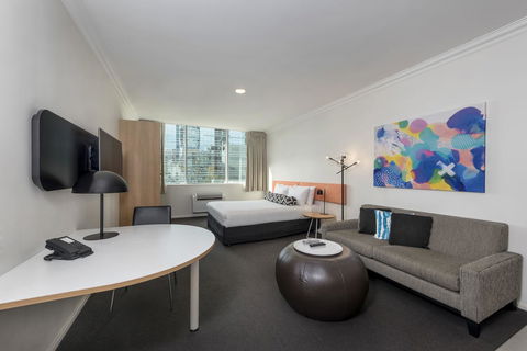 Oaks Perth Hotel - Tourism Bookings 0