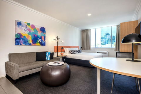 Oaks Perth Hotel - Tourism Bookings 23